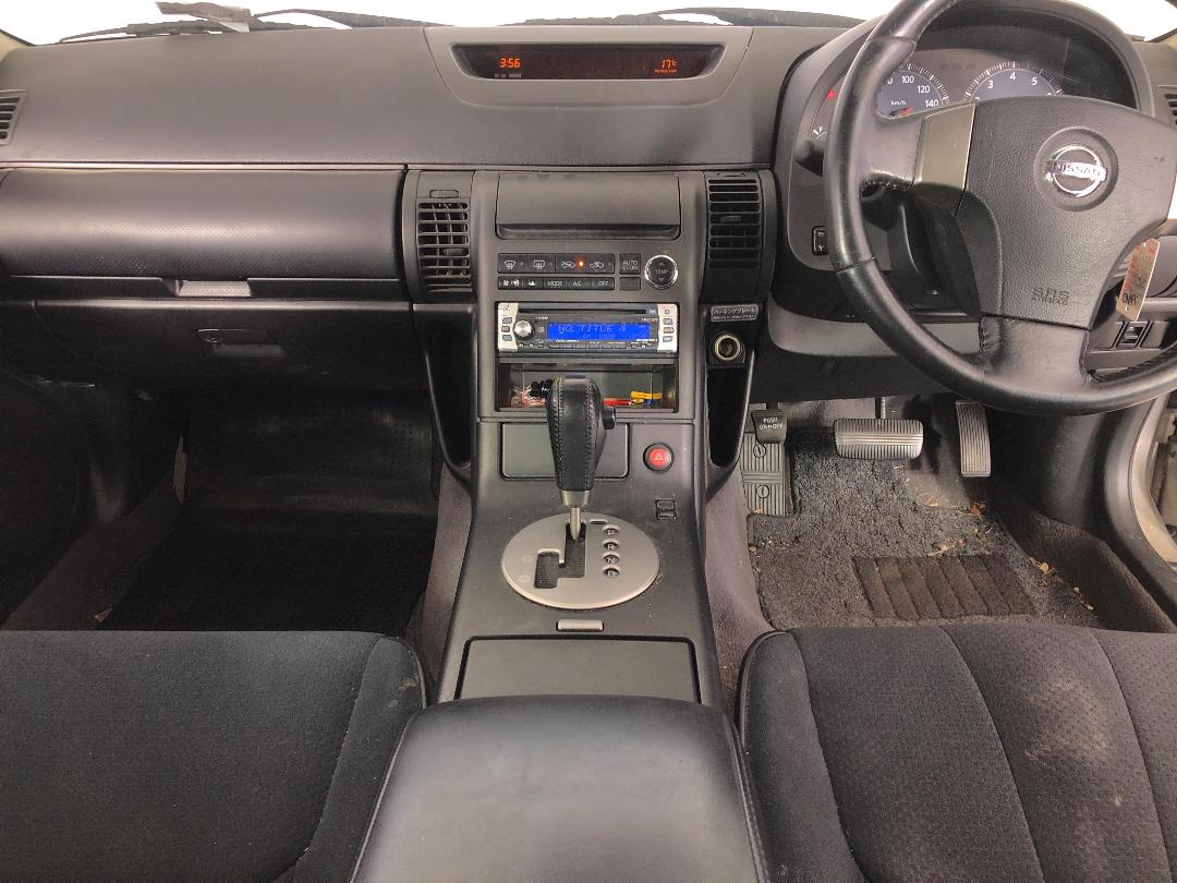 Photo '19' of Nissan Skyline