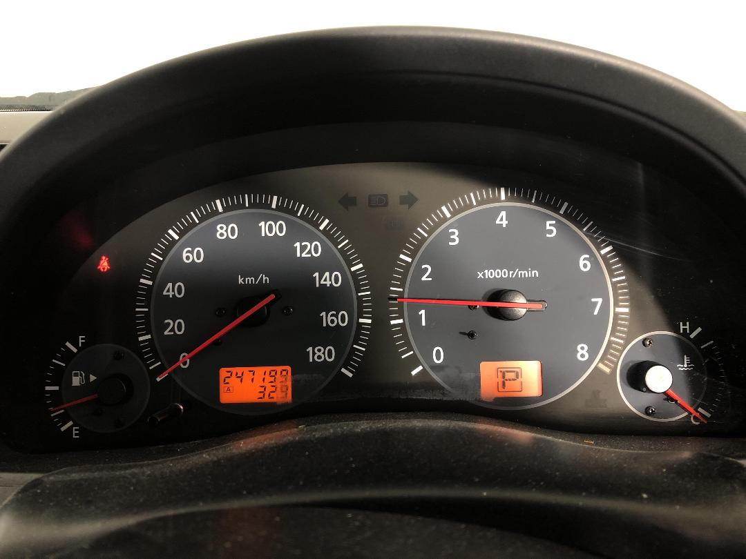 Photo '16' of Nissan Skyline