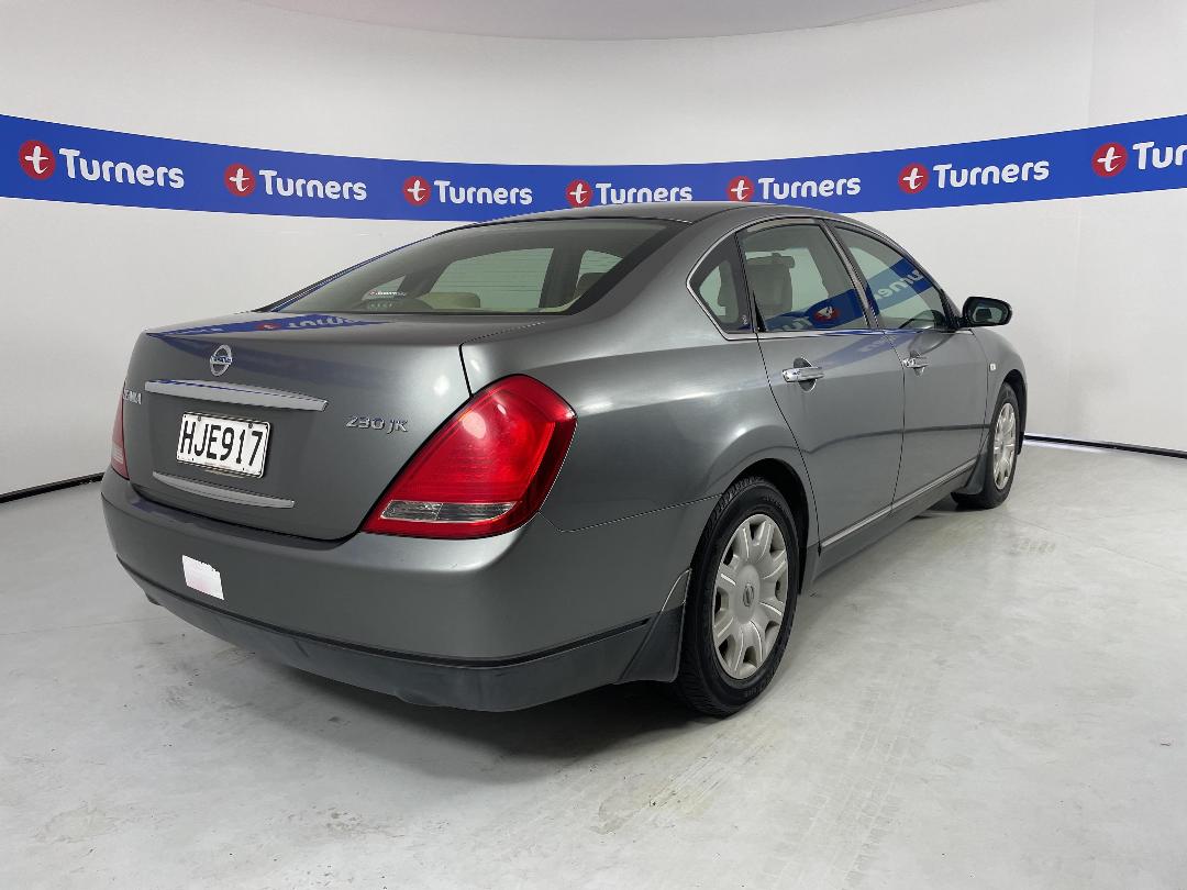 Photo '7' of Nissan Teana Photo '7' of Nissan Teana