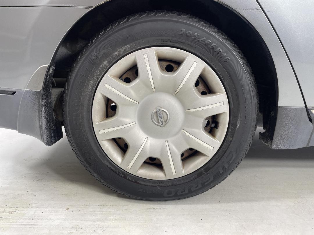 Photo '12' of Nissan Teana Photo '12' of Nissan Teana