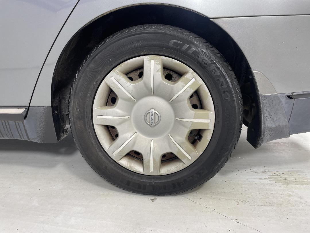 Photo '11' of Nissan Teana Photo '11' of Nissan Teana