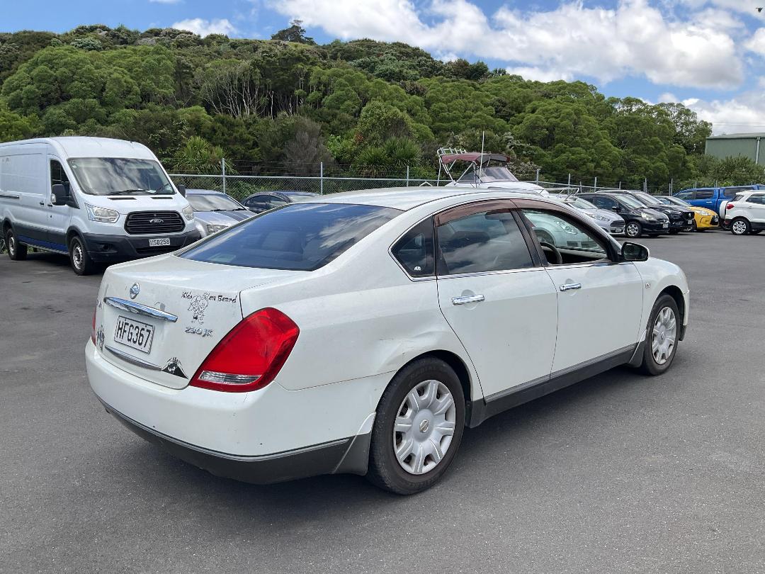 Photo '4' of Nissan Teana 230JK Photo '4' of Nissan Teana 230JK