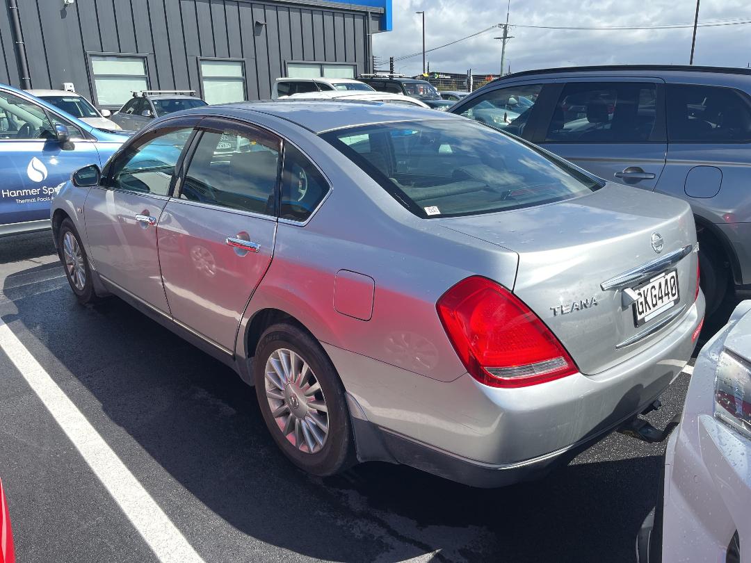 Photo '3' of Nissan Teana