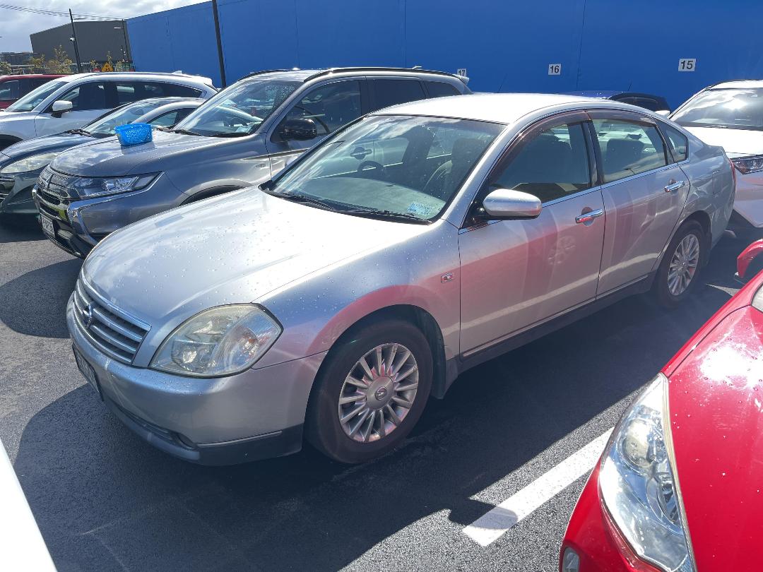 Photo '2' of Nissan Teana