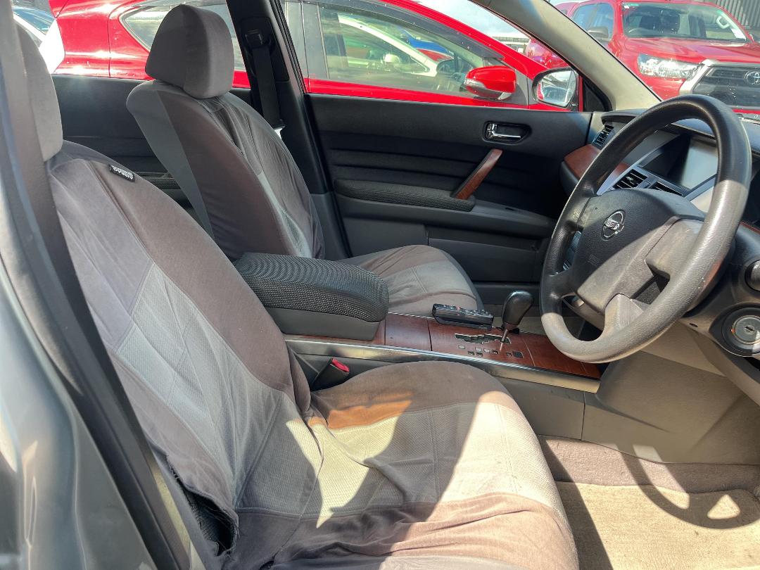 Photo '11' of Nissan Teana