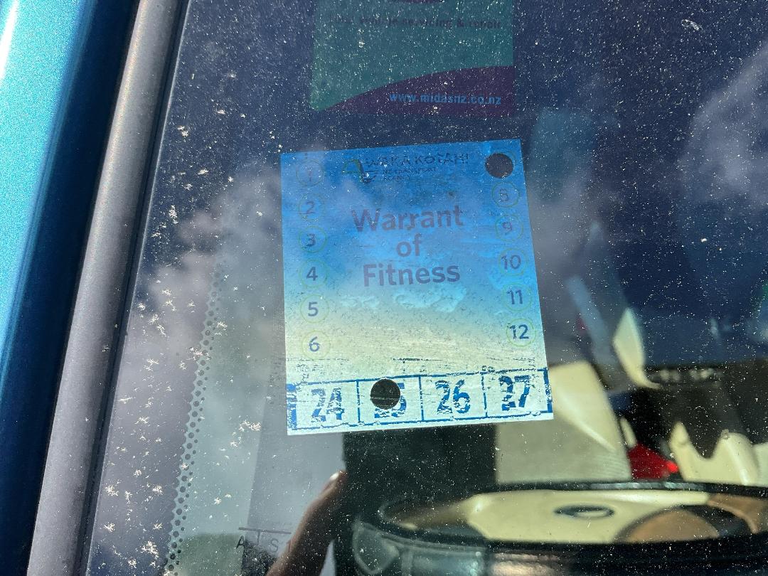 Photo '10' of Nissan Tiida Photo '10' of Nissan Tiida