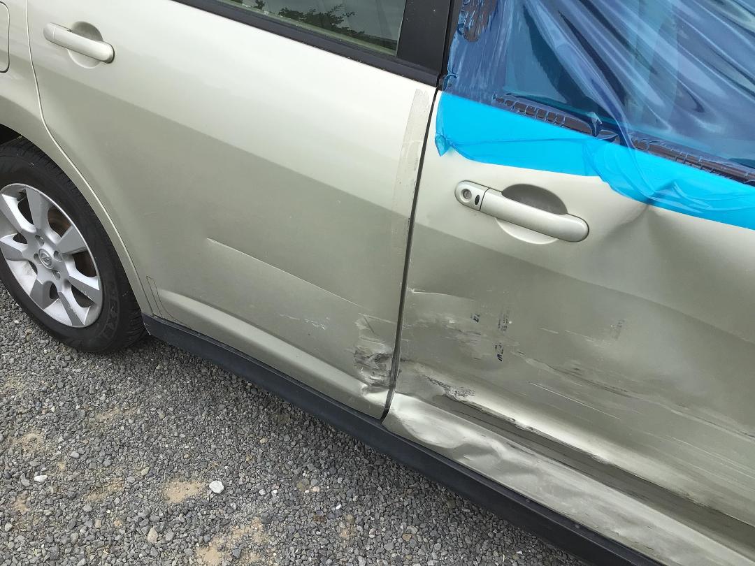 Photo '9' of Nissan Tiida