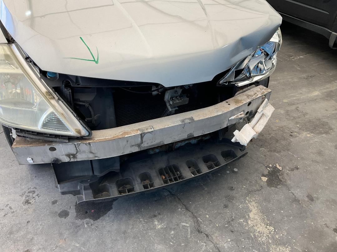 Photo '5' of Nissan Tiida Photo '5' of Nissan Tiida