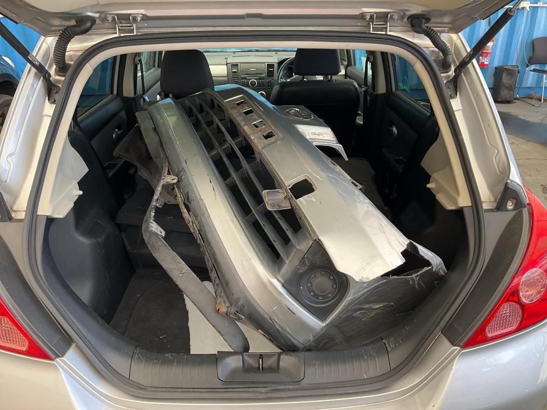 Photo '19' of Nissan Tiida Photo '19' of Nissan Tiida