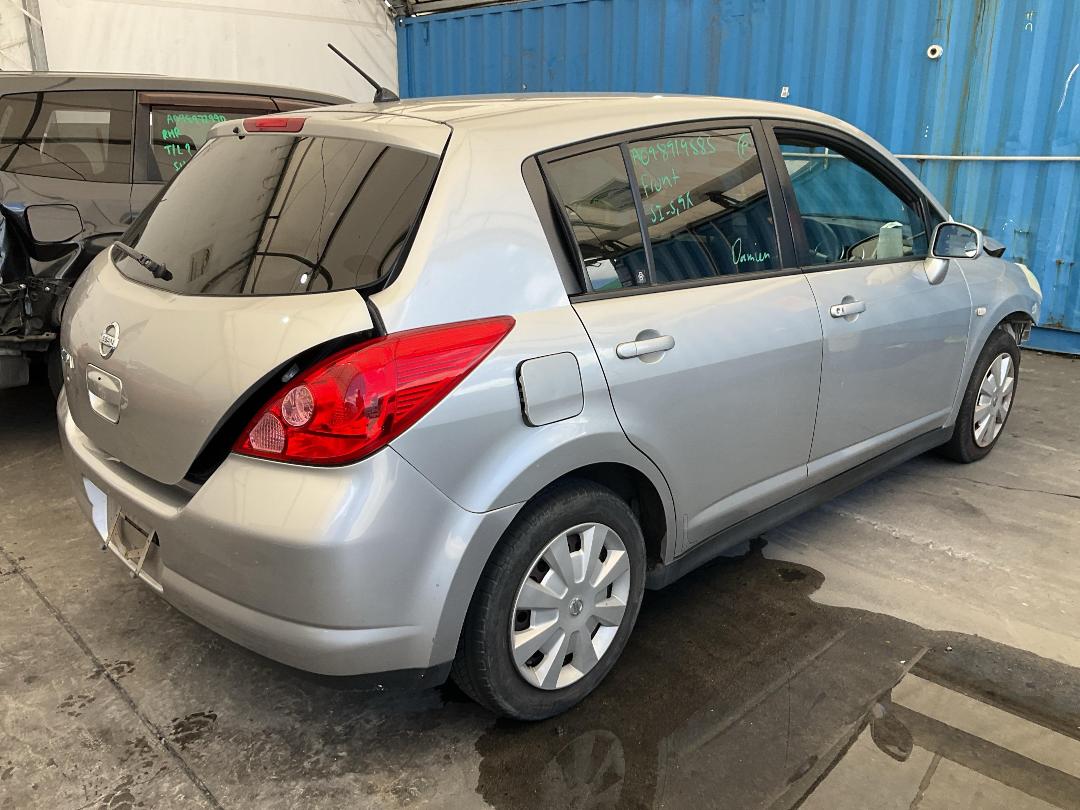 Photo '20' of Nissan Tiida Photo '20' of Nissan Tiida