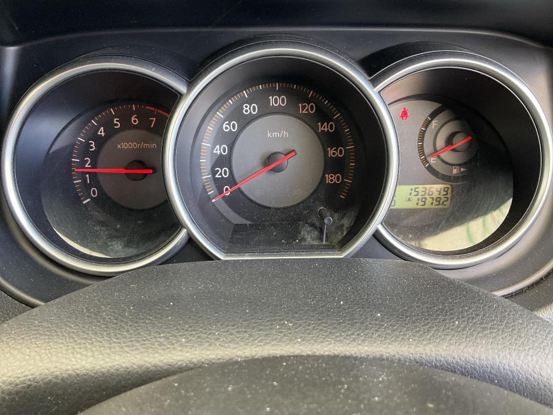 Photo '29' of Nissan Tiida Photo '29' of Nissan Tiida