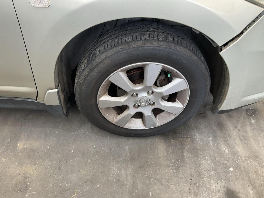 Photo '2' of Nissan Tiida Photo '2' of Nissan Tiida