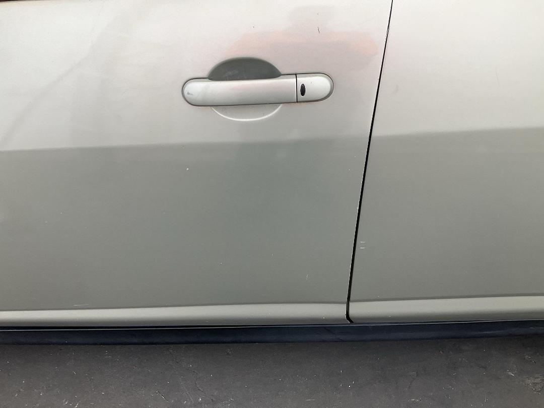 Photo '11' of Nissan Tiida Photo '11' of Nissan Tiida