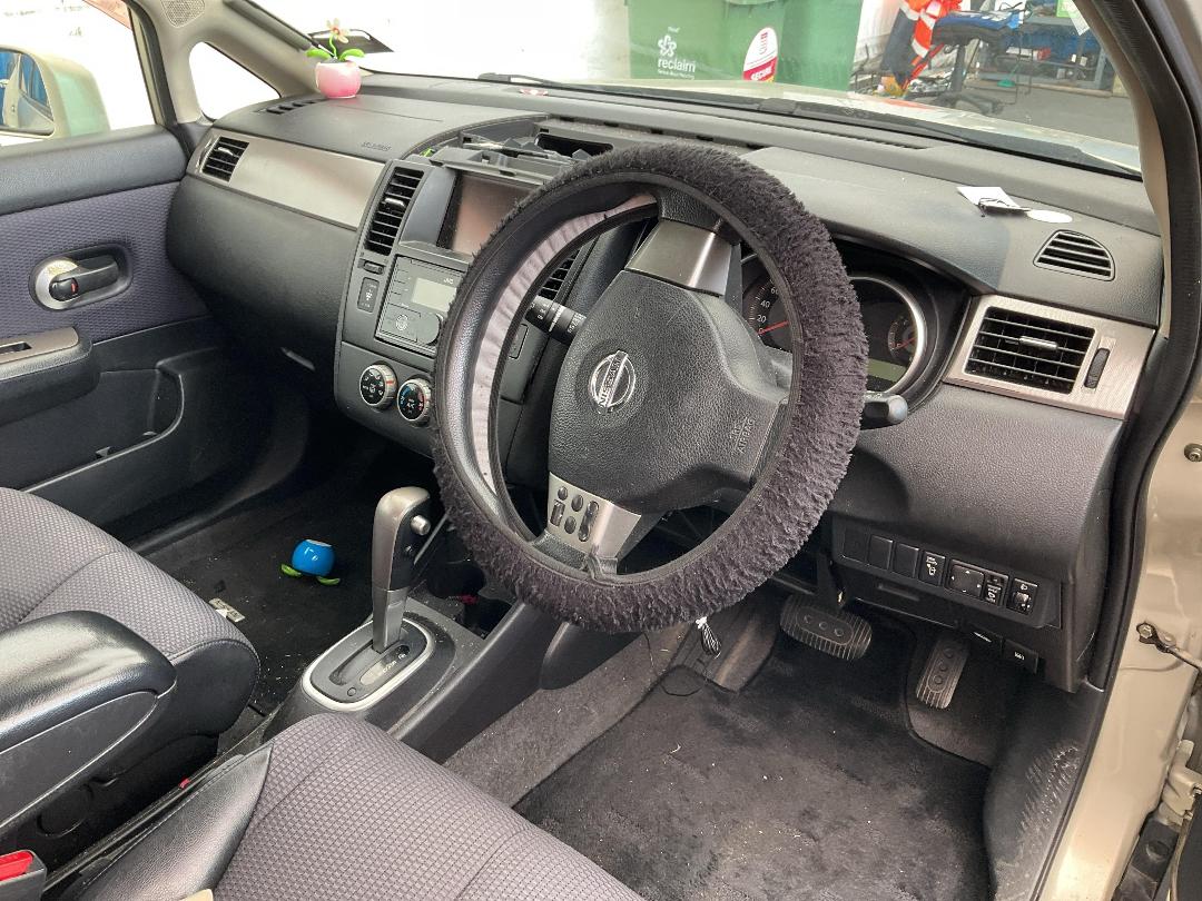 Photo '25' of Nissan Tiida Photo '25' of Nissan Tiida