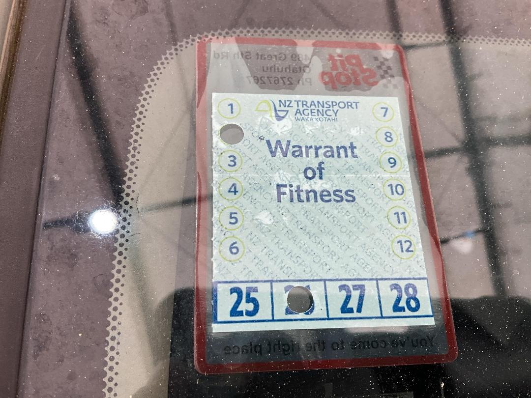 Photo '34' of Nissan Tiida Photo '34' of Nissan Tiida