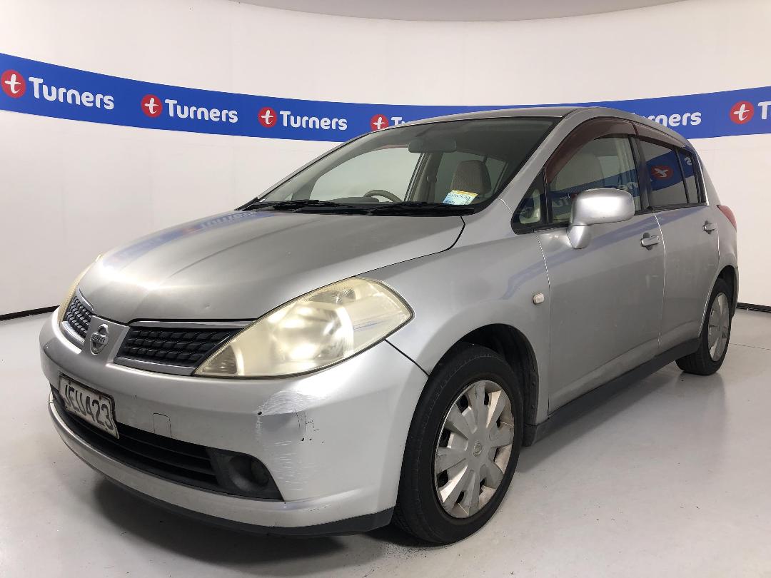 Photo '4' of Nissan Tiida