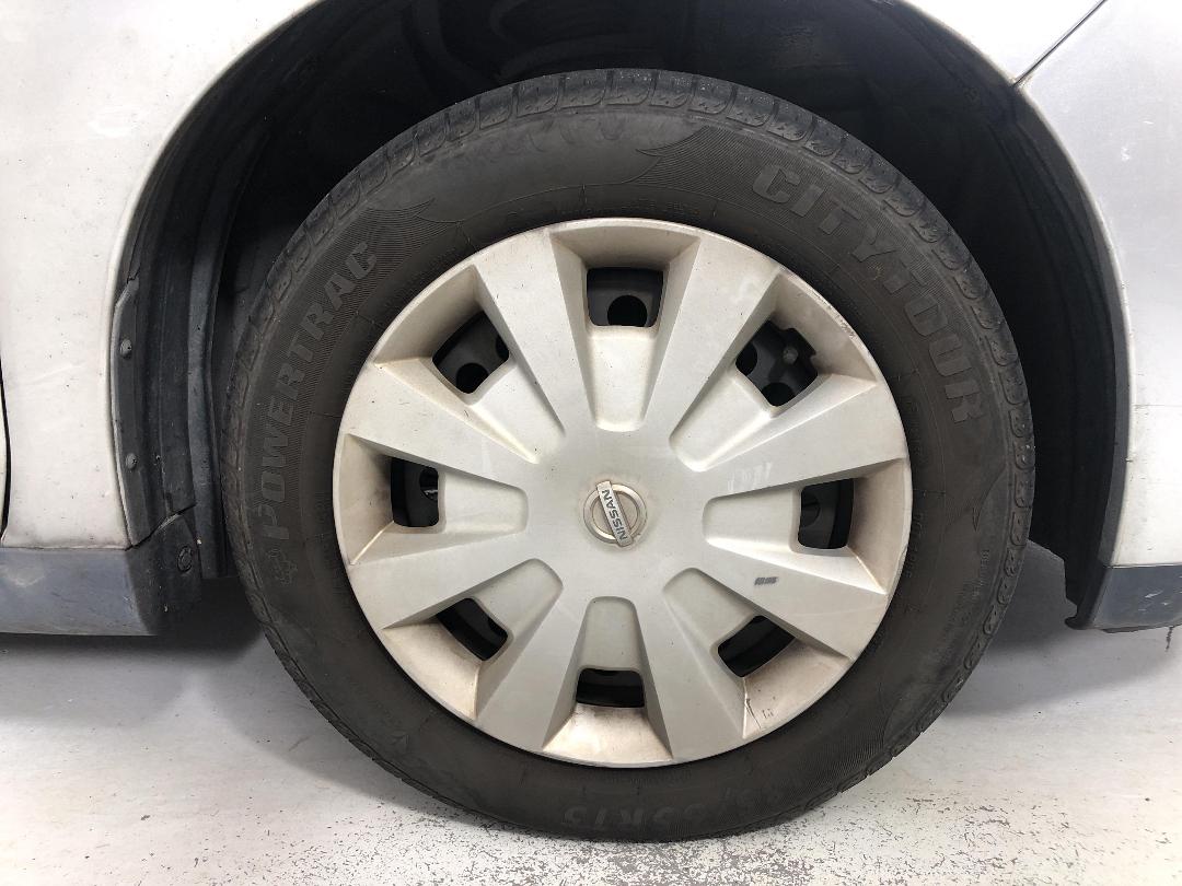 Photo '9' of Nissan Tiida