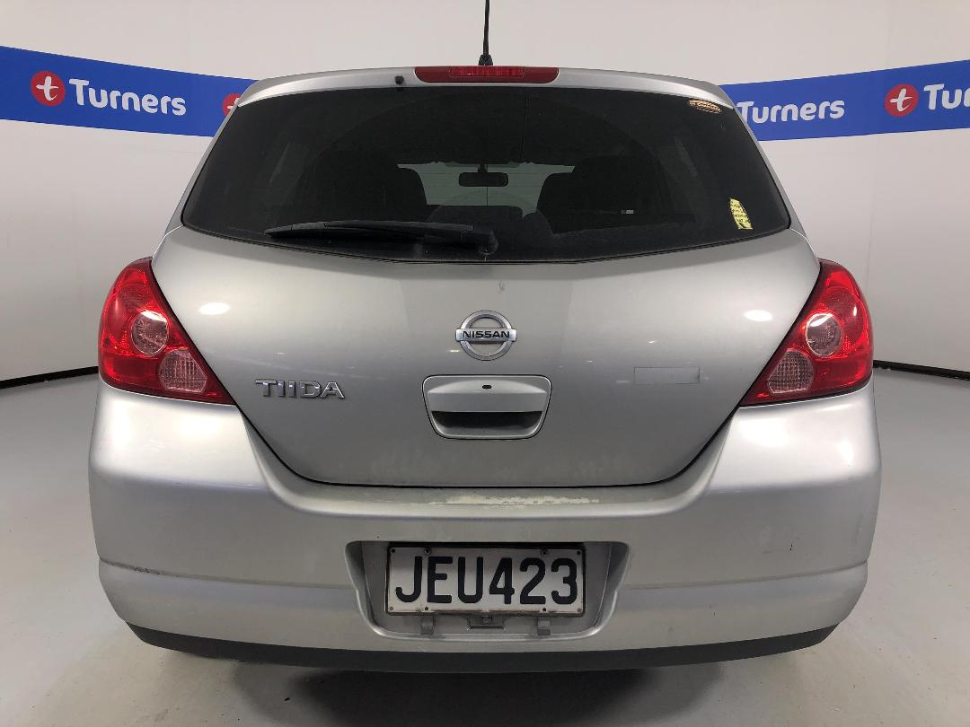 Photo '6' of Nissan Tiida