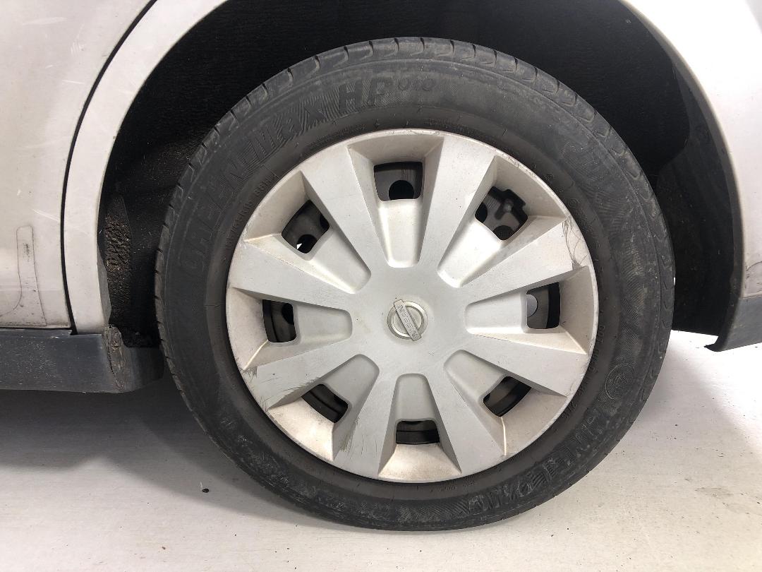 Photo '11' of Nissan Tiida