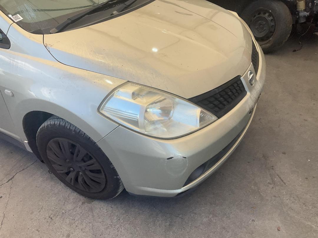 Photo '4' of Nissan Tiida Photo '4' of Nissan Tiida