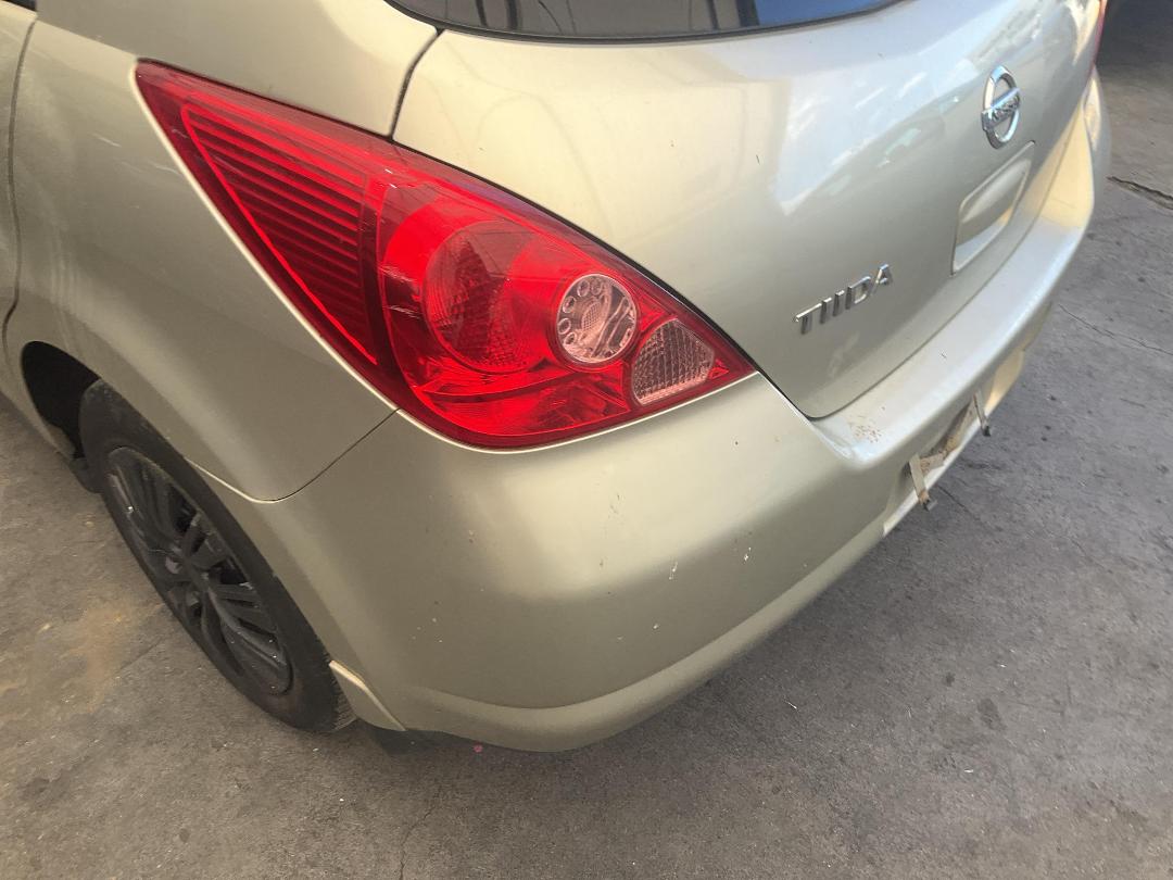 Photo '13' of Nissan Tiida Photo '13' of Nissan Tiida