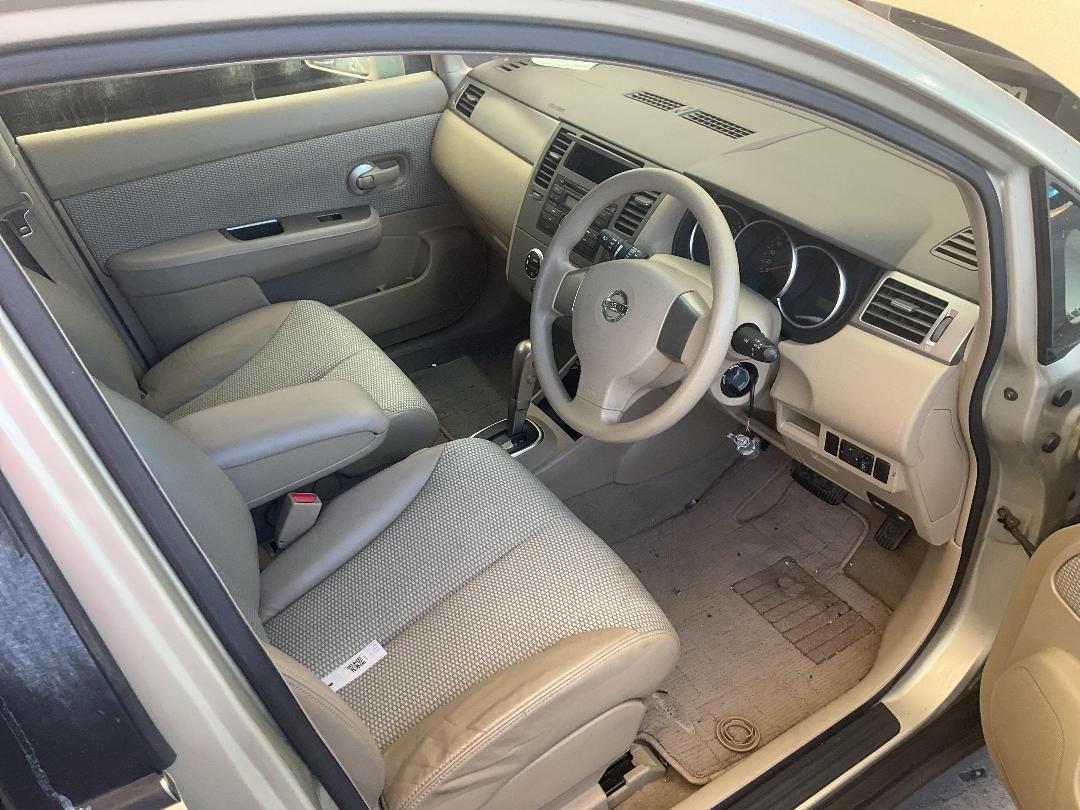 Photo '21' of Nissan Tiida Photo '21' of Nissan Tiida