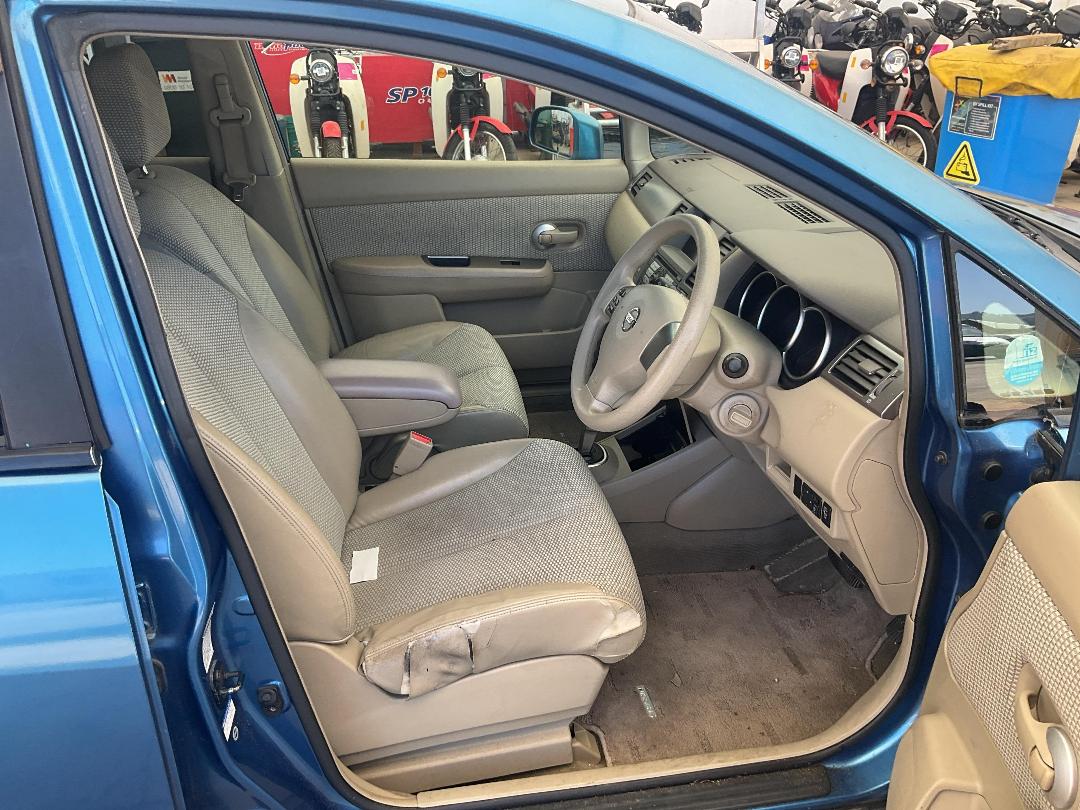 Photo '9' of Nissan Tiida