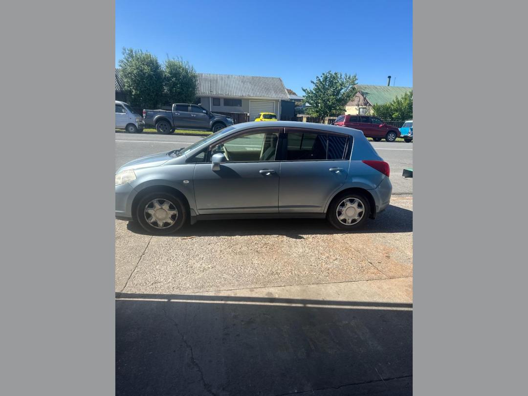 Photo '3' of Nissan Tiida