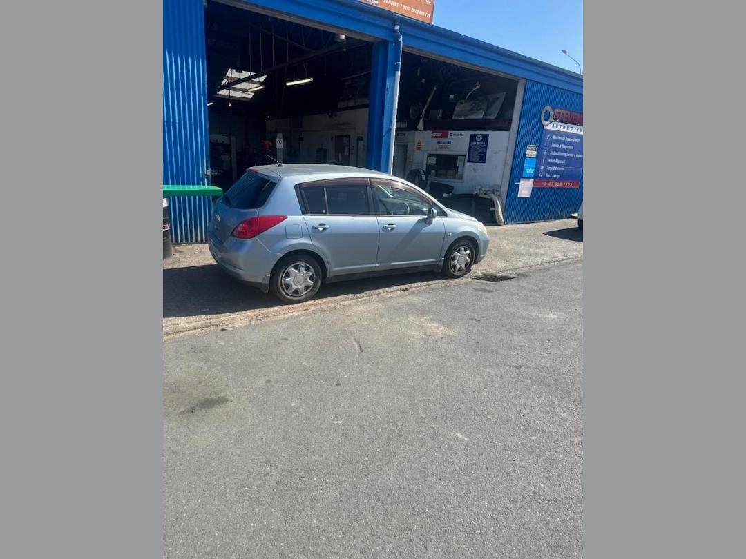 Photo '4' of Nissan Tiida