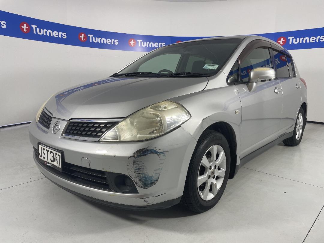 Photo '4' of Nissan Tiida Photo '4' of Nissan Tiida