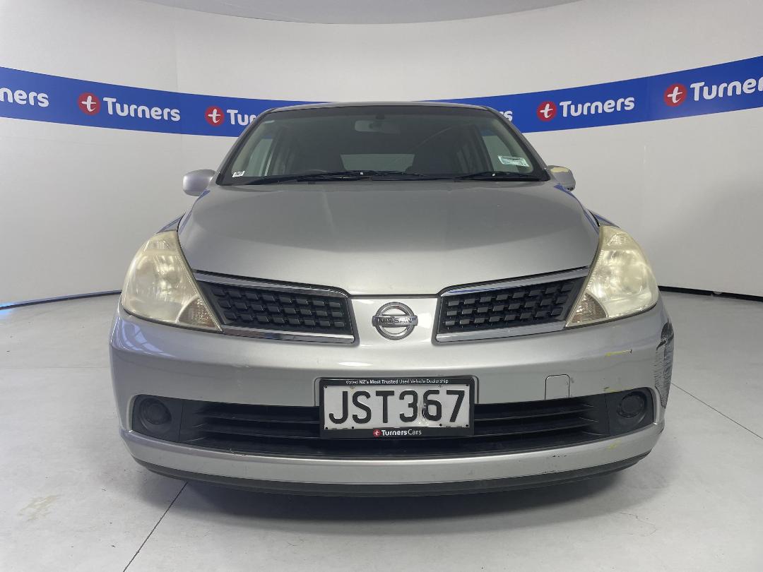 Photo '2' of Nissan Tiida Photo '2' of Nissan Tiida