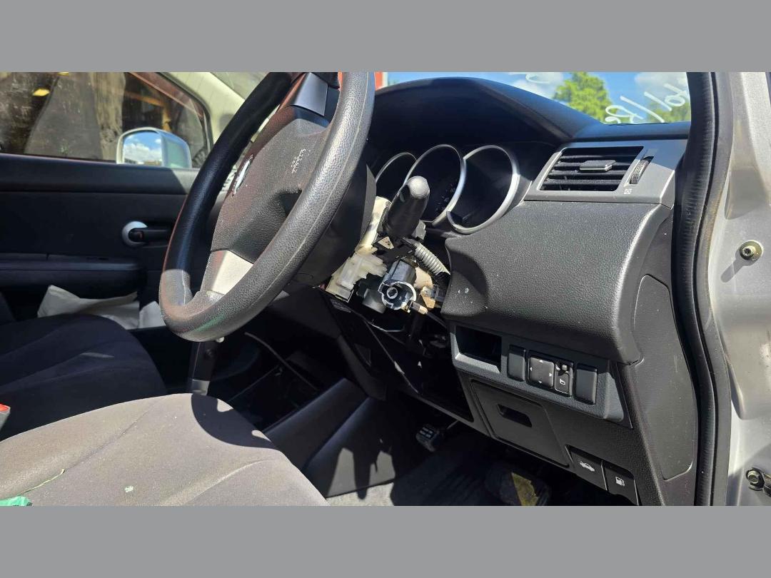 Photo '9' of Nissan Tiida Latio