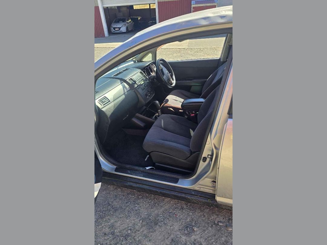 Photo '13' of Nissan Tiida Latio