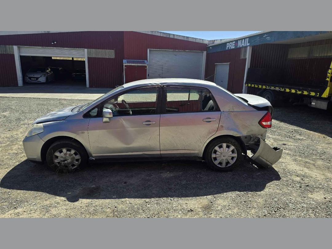 Photo '4' of Nissan Tiida Latio