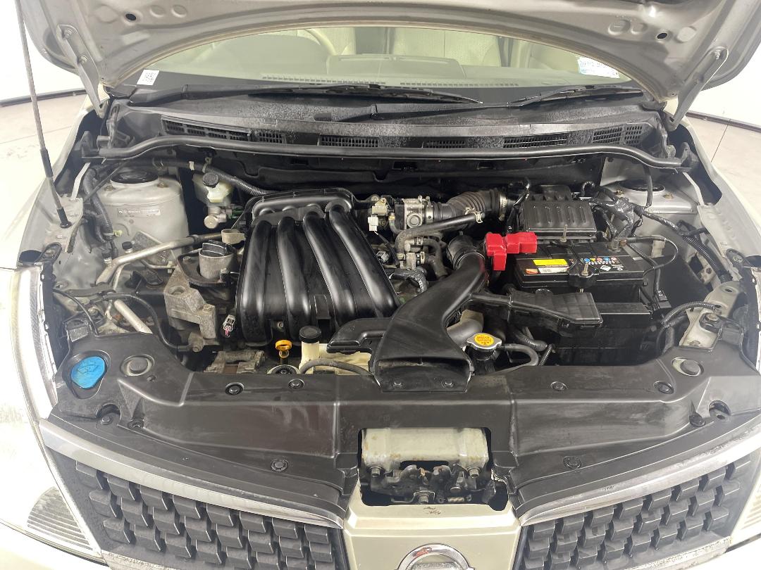 Photo '13' of Nissan Tiida