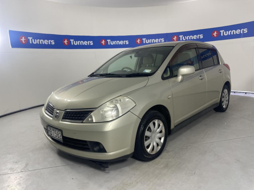 Photo '4' of Nissan Tiida