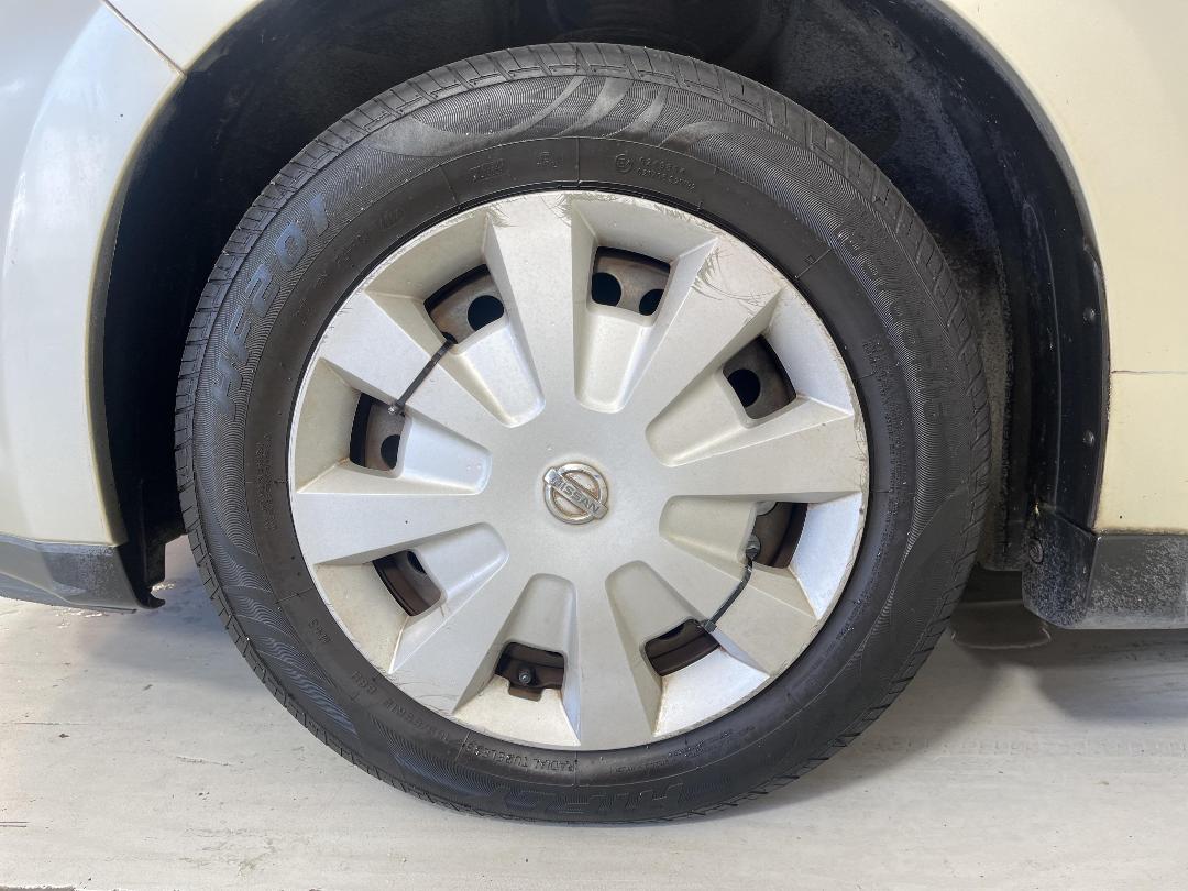 Photo '10' of Nissan Tiida