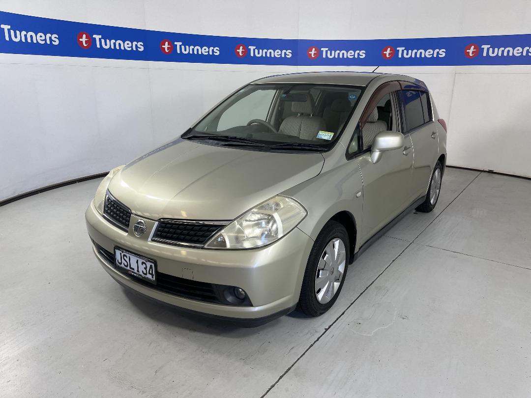 Photo '4' of Nissan Tiida