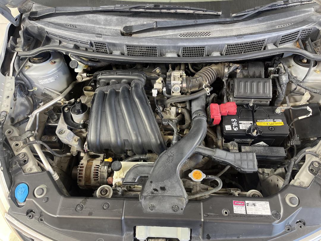 Photo '13' of Nissan Tiida