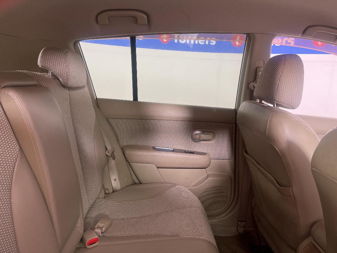 Photo '20' of Nissan Tiida