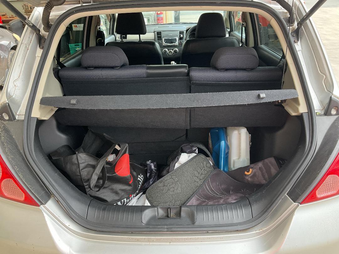 Photo '11' of Nissan Tiida Photo '11' of Nissan Tiida