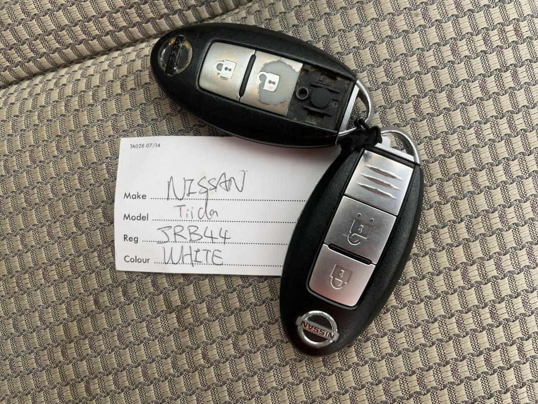 Photo '22' of Nissan Tiida