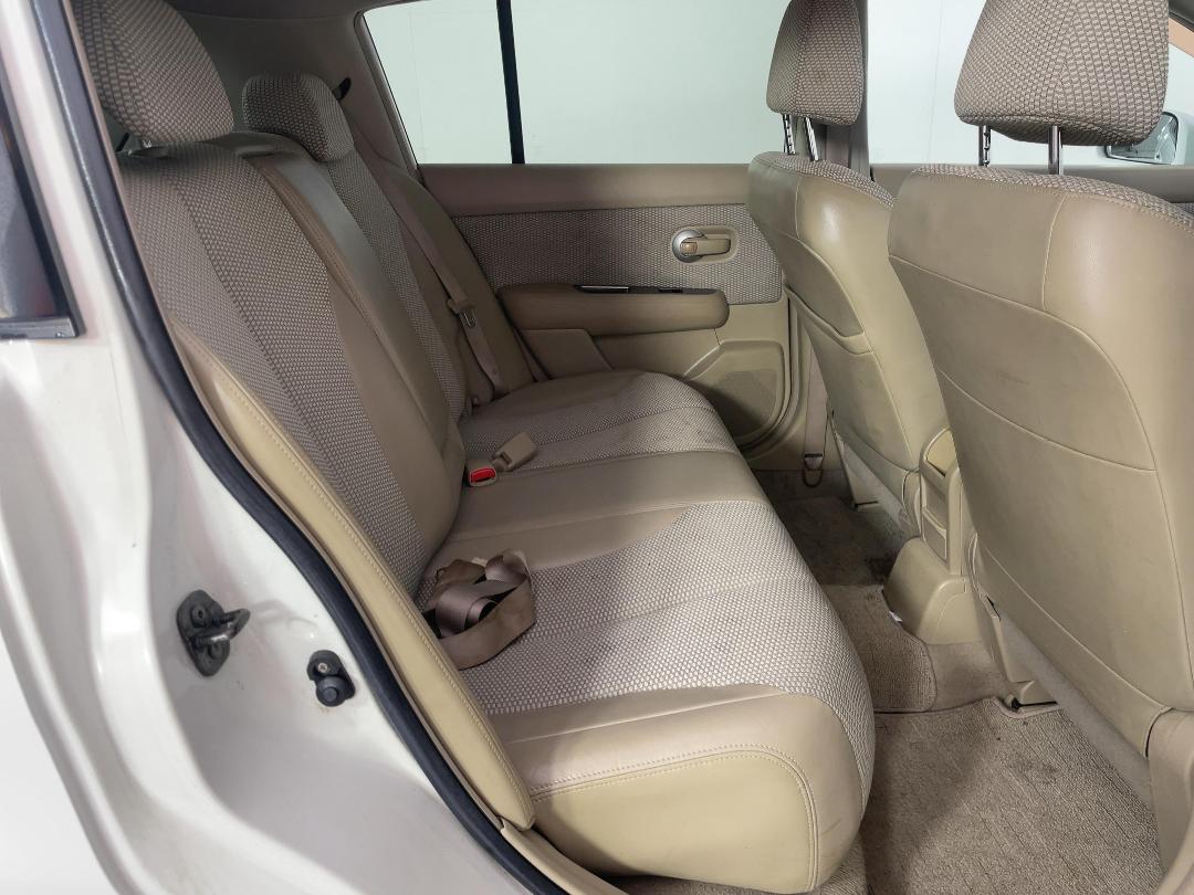 Photo '20' of Nissan Tiida