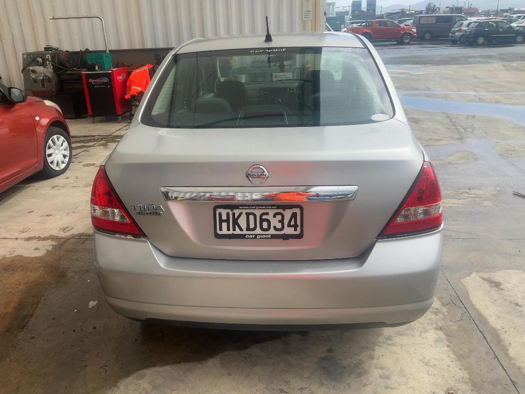 Photo '4' of Nissan Tiida Latio