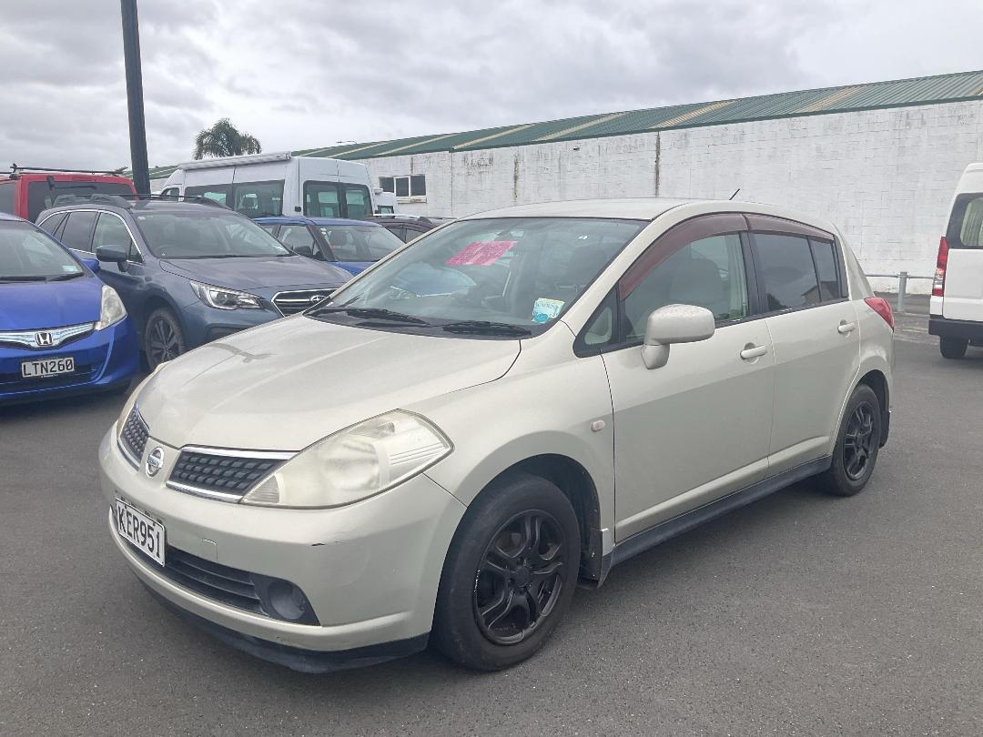 Photo '3' of Nissan Tiida