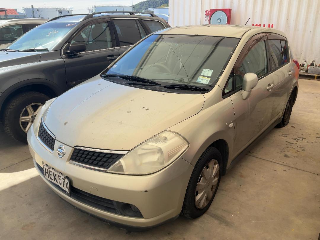 Photo '3' of Nissan Tiida