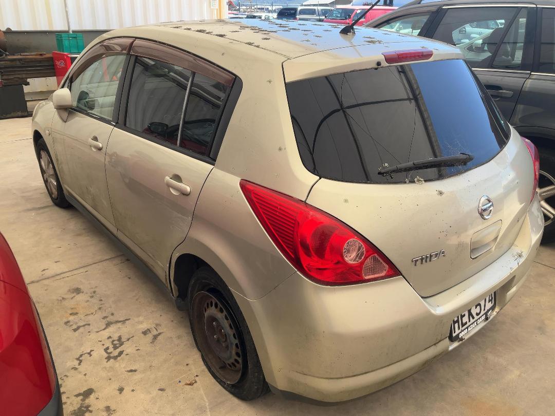 Photo '4' of Nissan Tiida