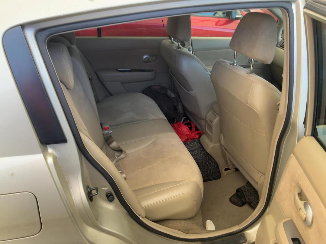 Photo '8' of Nissan Tiida