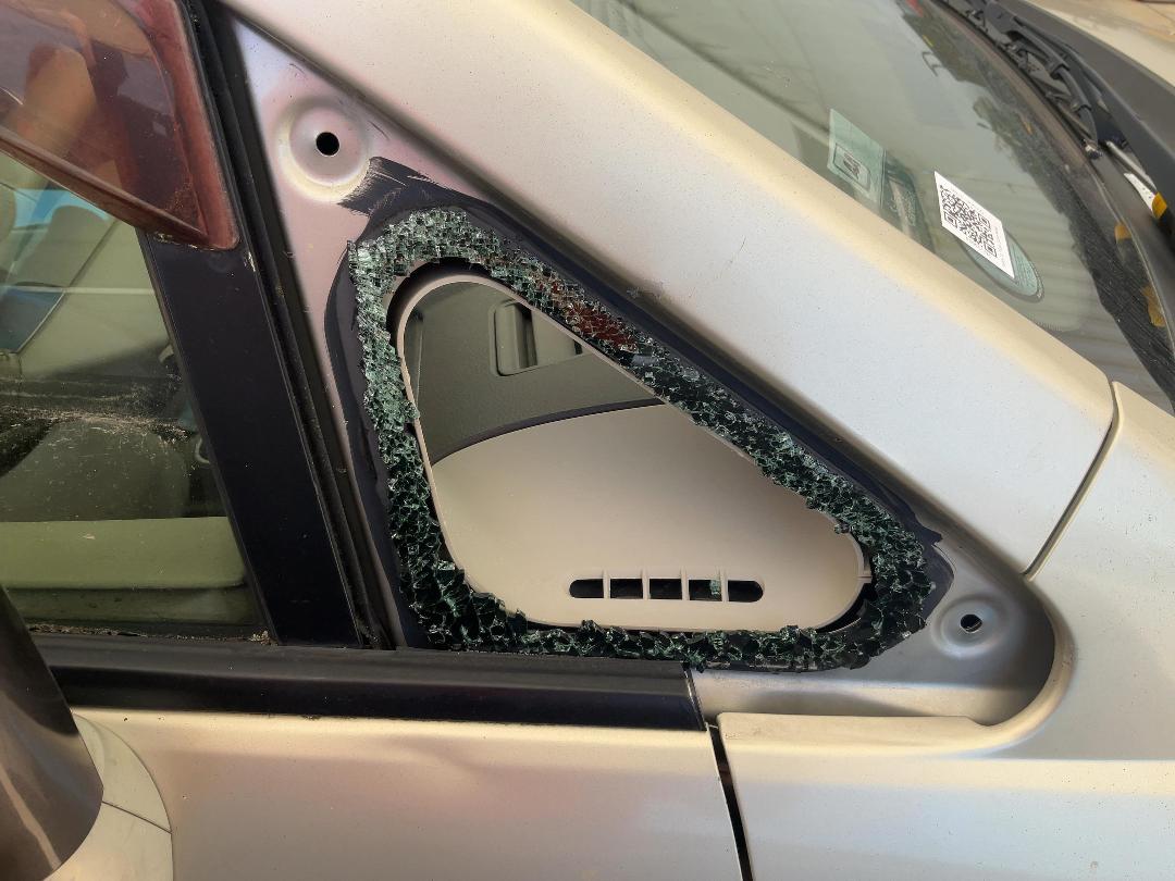 Photo '13' of Nissan Tiida