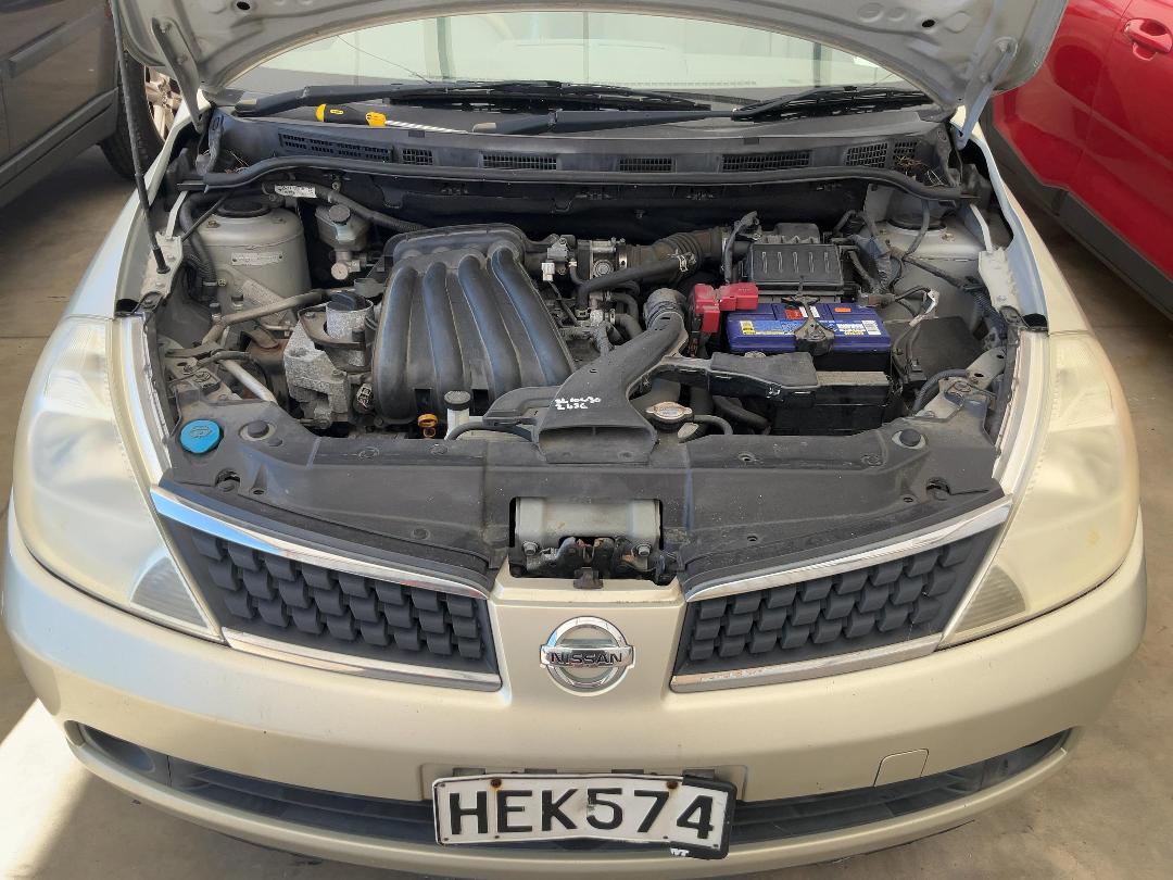 Photo '17' of Nissan Tiida